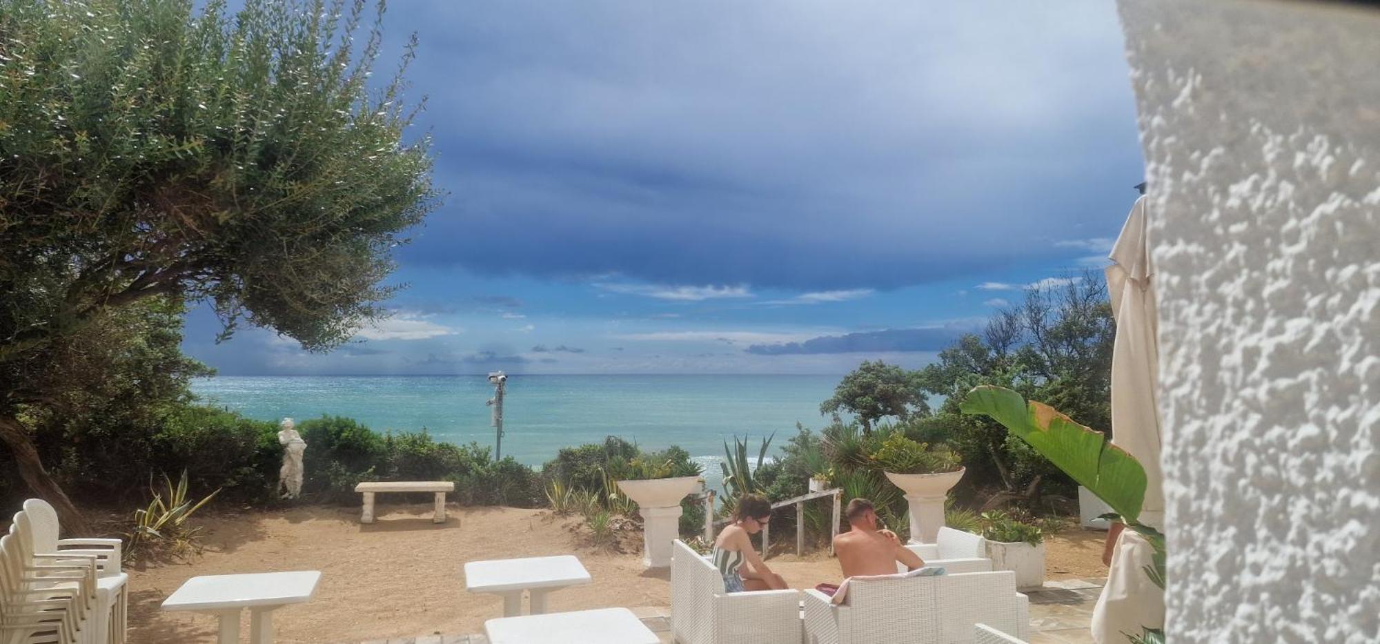 Hotel Caraibisiaco Sul Mare San Pietro in Bevagna Exteriör bild