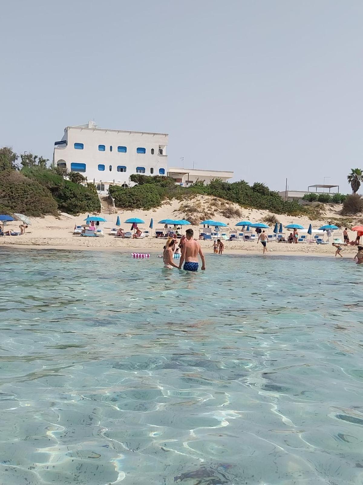 Hotel Caraibisiaco Sul Mare San Pietro in Bevagna Exteriör bild